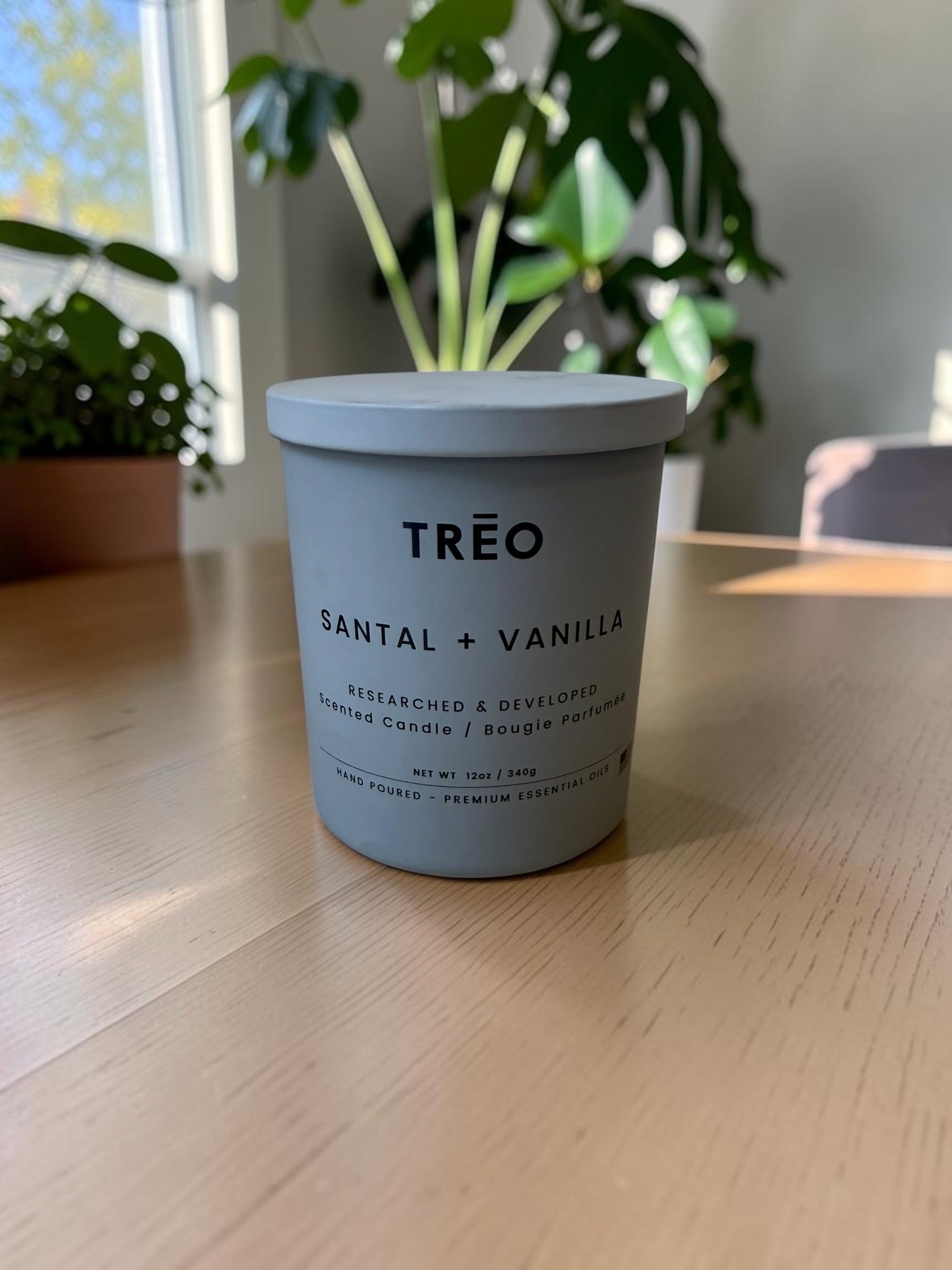 TRĒO Santal + Vanilla scented candle, 12 oz